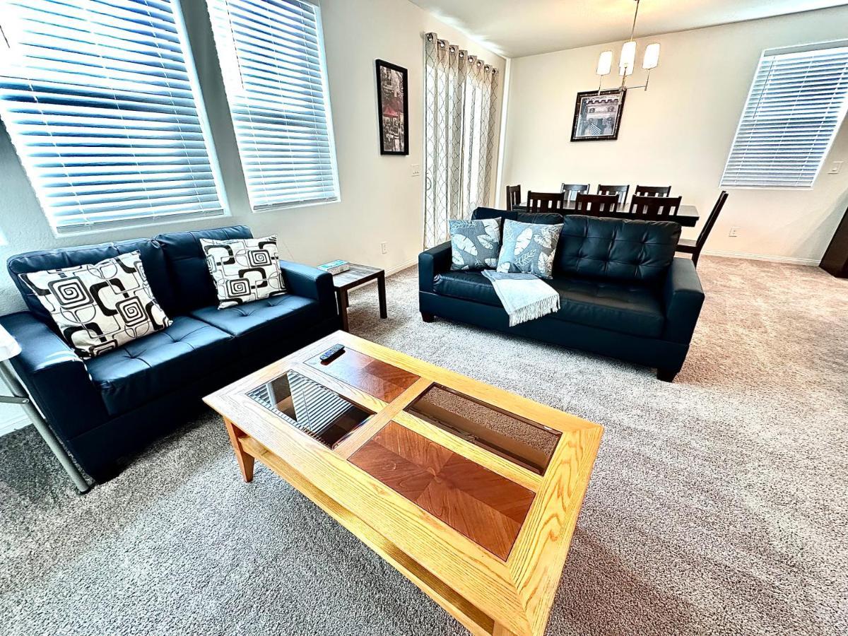 Spacious House, 5 Bedrooms, Sleeps 12, Near Las Vegas Strip And Airport Exterior photo